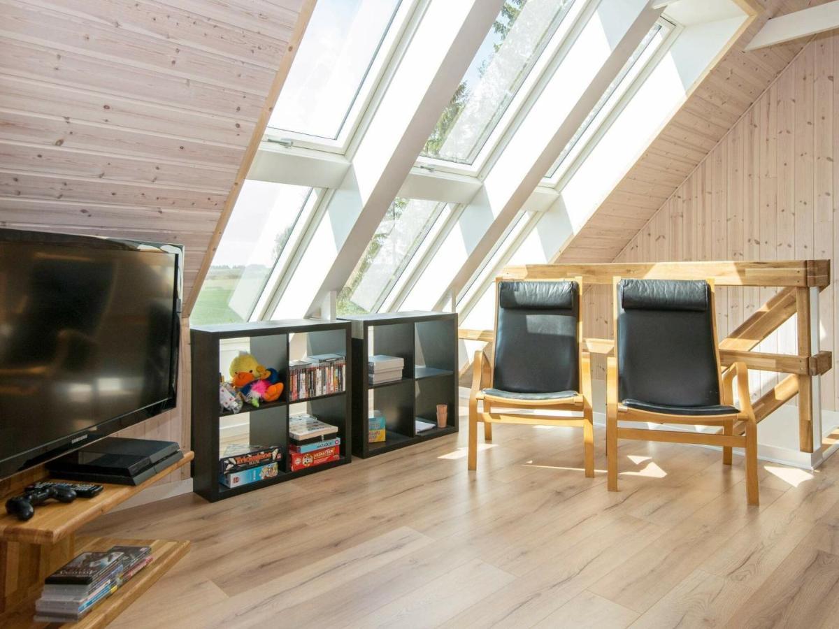 10 Person Holiday Home In Glesborg Habitación foto